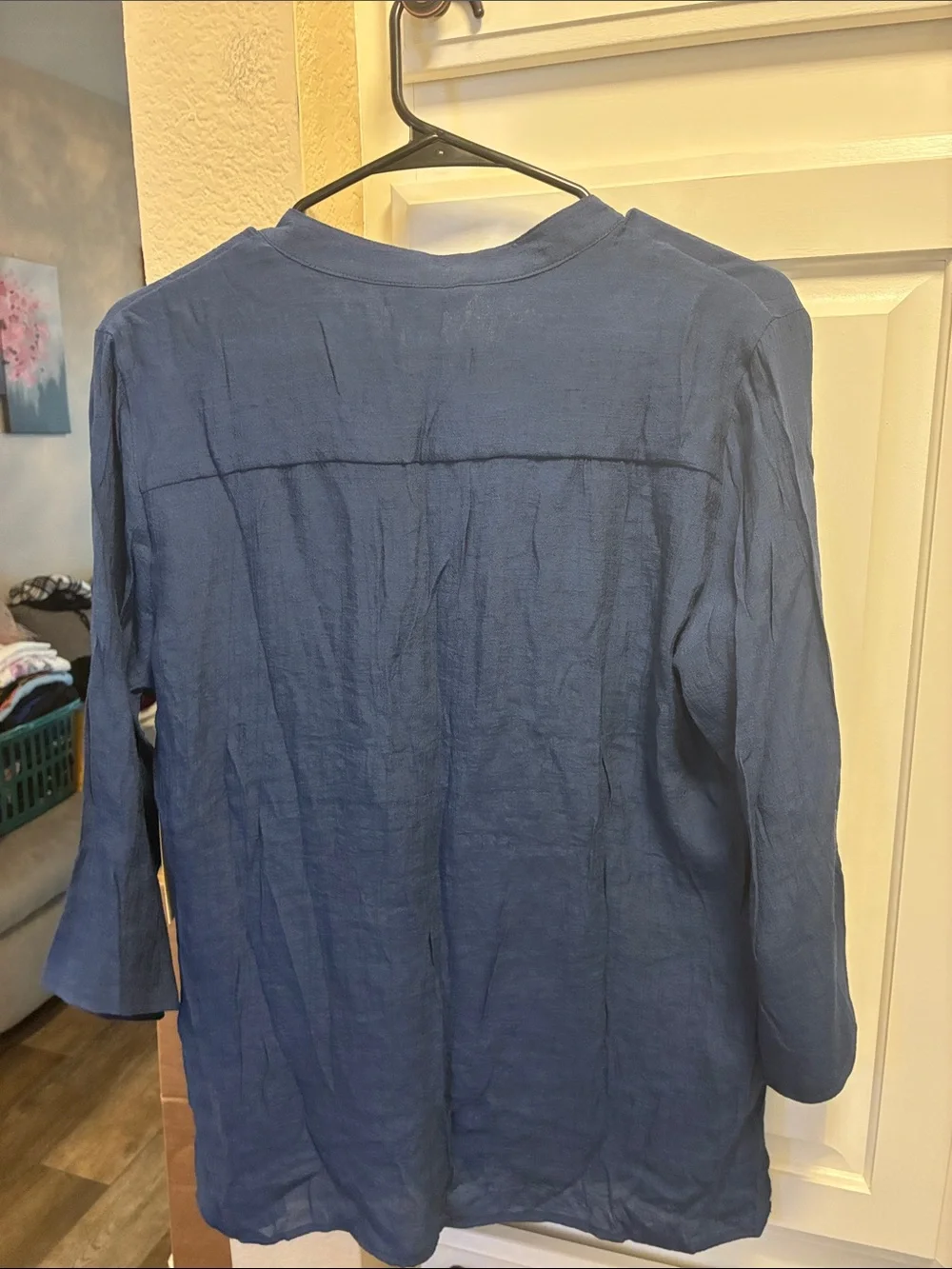 Counterparts navy blue tunic top with  split neckline and pleated detailing NWT